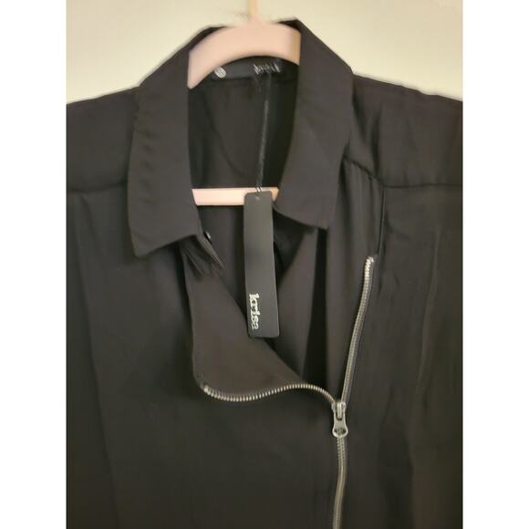 NWT Revolve Krisa Women's Black Long Sleeve Zip Up Top XS - Picture 2 of 3